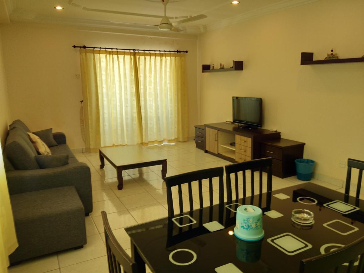 Plaza Melaka Raya Apartment エクステリア 写真